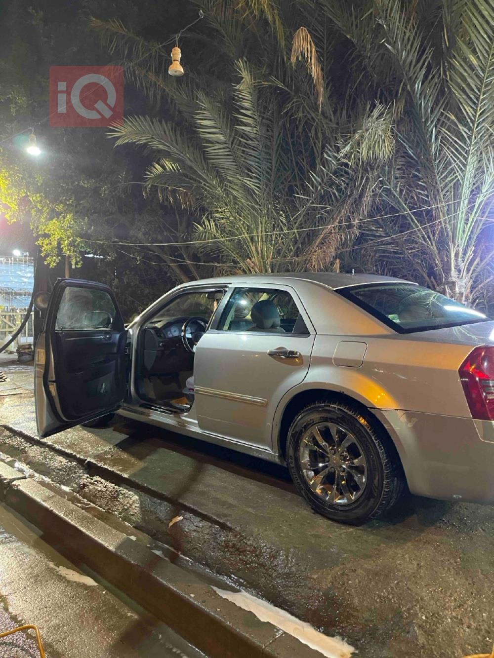 کرایسلەر 300